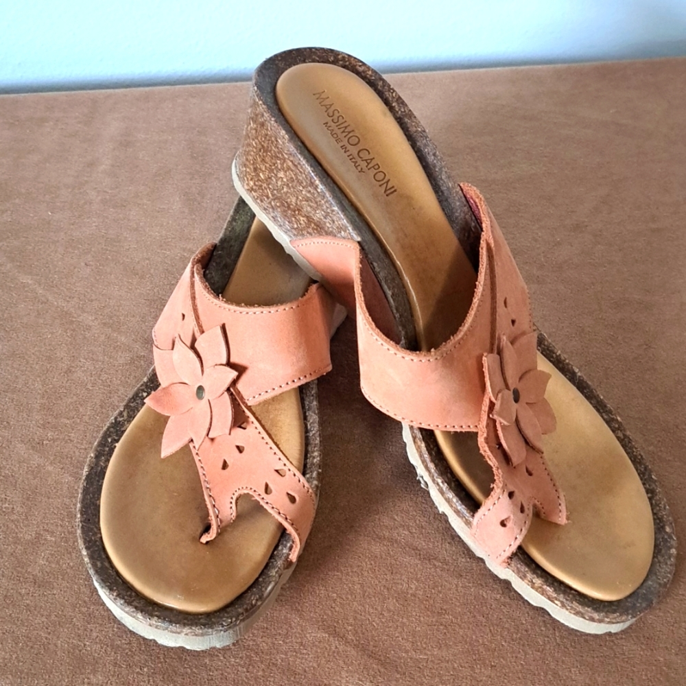 Caponi Italy Flower Design Leather Sandals size 9 Wedge Slip On